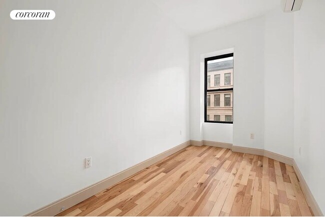 Foto del edificio - 47 W 71st St