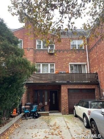 Primary Photo - 71-20 58th Rd