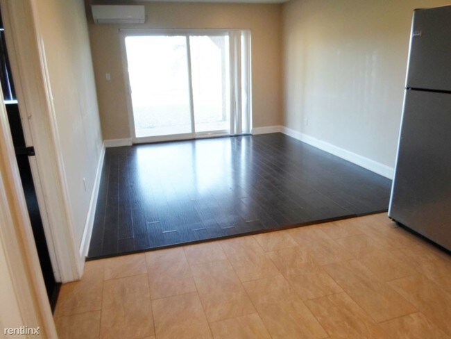 Building Photo - 1 br, 1 bath  - 4420 Springer Ave Apt 22