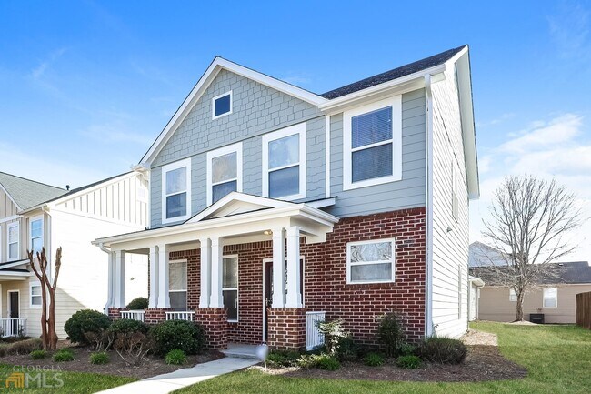 Building Photo - 7840 The Lakes Dr