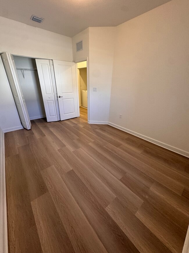 Foto del edificio - 2771 SE 25th Ave