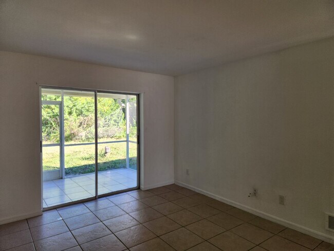 Foto del edificio - LO 4770-4772 Jordan Ave S