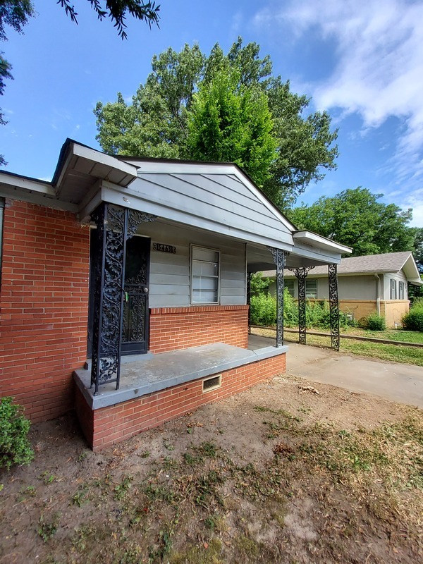 Primary Photo - 5463 Millbranch Rd