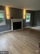Building Photo - 50 Echohill Ln