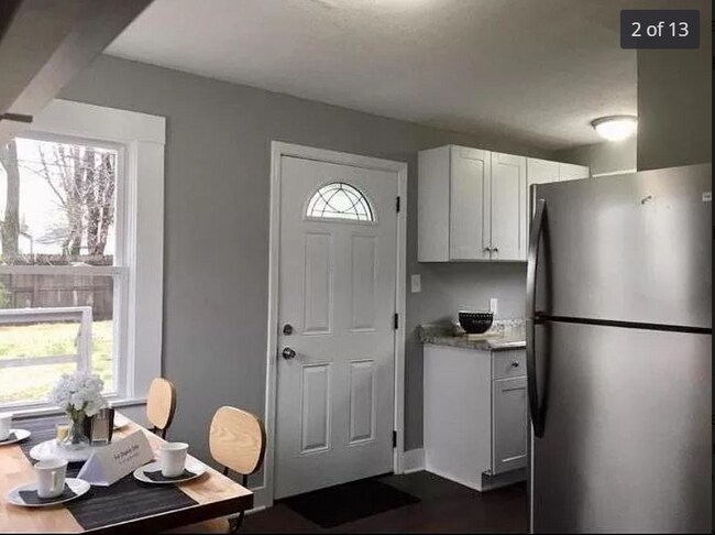 Foto del edificio - 529 Wainwright Ave