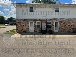 Building Photo - 1533 Spruce Ave