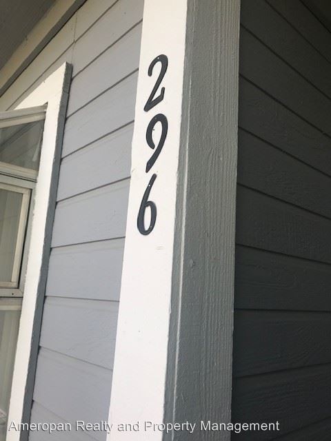 Foto del edificio - 1955 Cosmic Dr