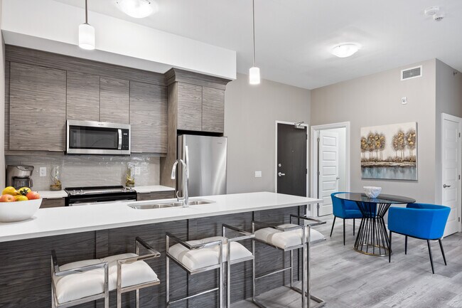 Photo du bâtiment - 11870 Tecumseh Rd E
