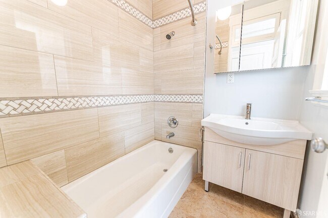 Foto del edificio - 460 Columbus Ave