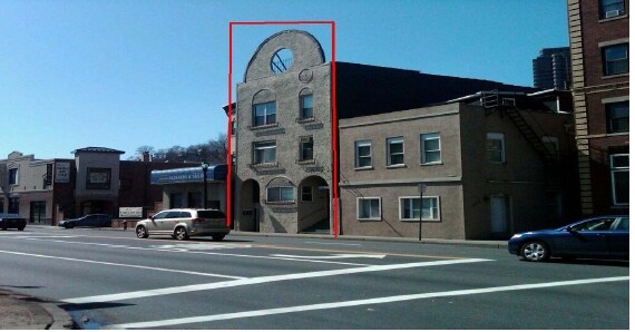 Building Photo - 900 River Rd