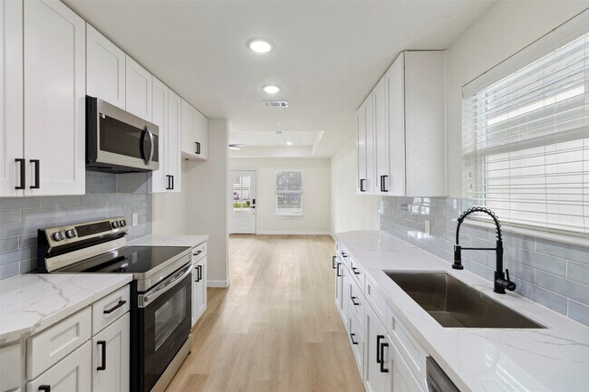 Foto del edificio - 4107 Coon St