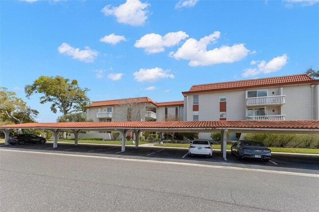 Foto del edificio - 1001 Pearce Dr