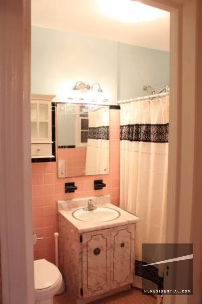 Foto del edificio - 2252 47th St