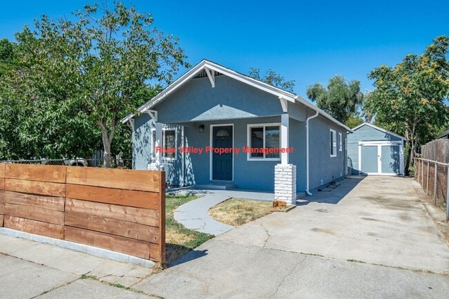 Photo - Available Now! Adorable remodeled Cottage,... House