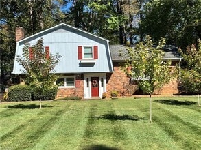 Building Photo - 182 Woodburn Pl