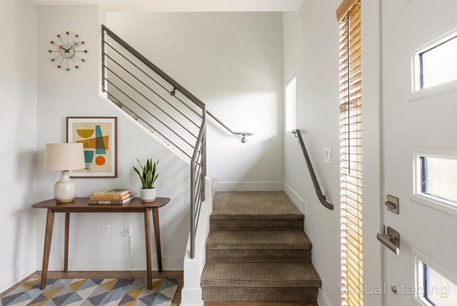 Building Photo - 2753 Waverly Dr