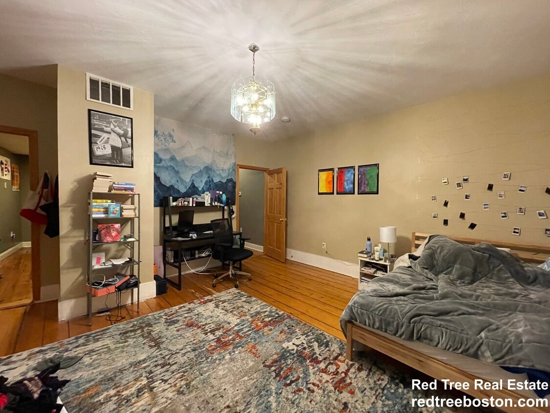 Photo - 9 Sewall St.