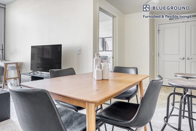 Foto del edificio - 2865 Park Blvd