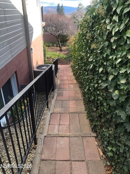 Foto del edificio - 3190 Coronado Way