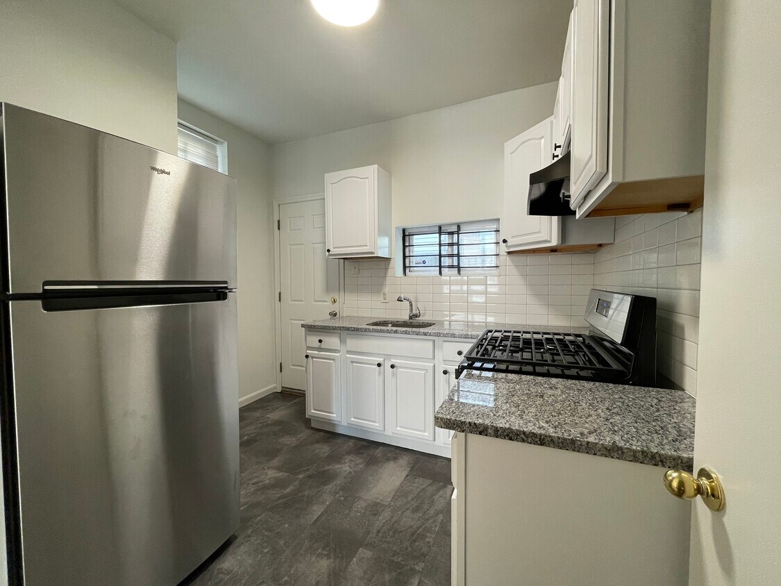 Cocina renovada - 904 N Carlisle St