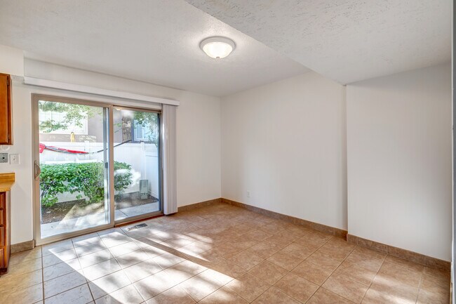 Building Photo - 3383 E Bengal Blvd