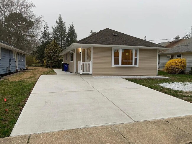 Foto del edificio - 2208 Mount Carmel Blvd