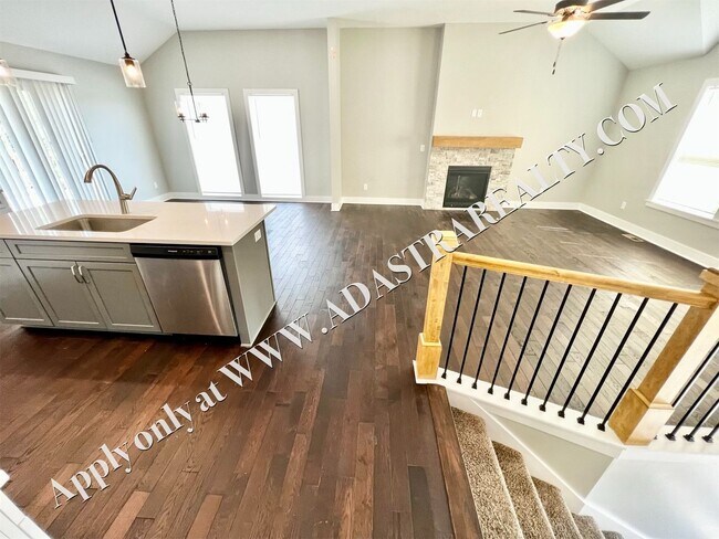 Foto del edificio - Beautiful Home in Independence-Available N...