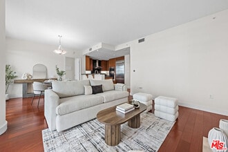 Building Photo - 3141 Michelson Dr
