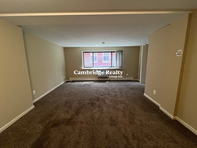 Building Photo - 381 Harvard St