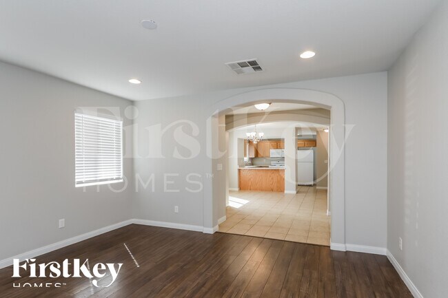 Building Photo - 6920 Dancing Cloud Ave