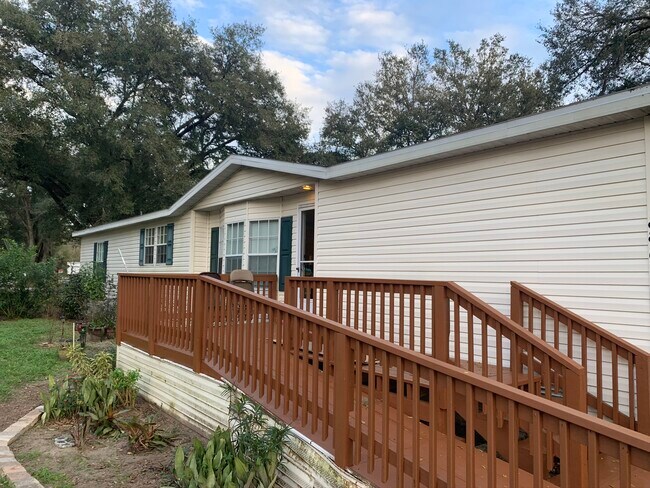 Building Photo - 9909 Arrow Pointe Ct