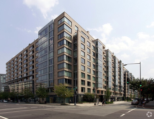 The Residences at The RitzCarlton Rentals Washington, DC