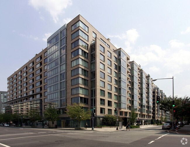 The Residences at The RitzCarlton Apartments Washington, DC