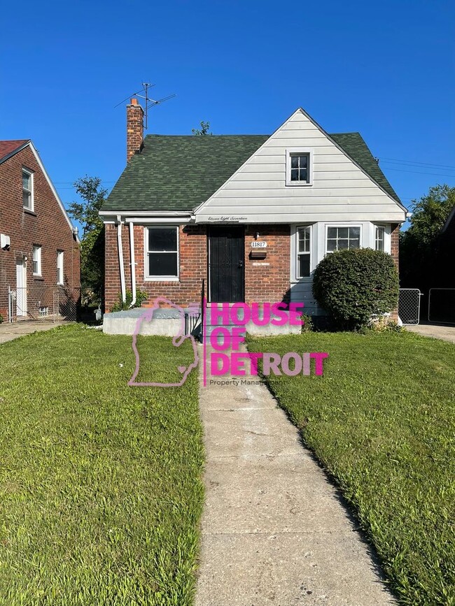 Building Photo - 3 BEDROOM | 1 BATH | FREE PRE SCREEN
