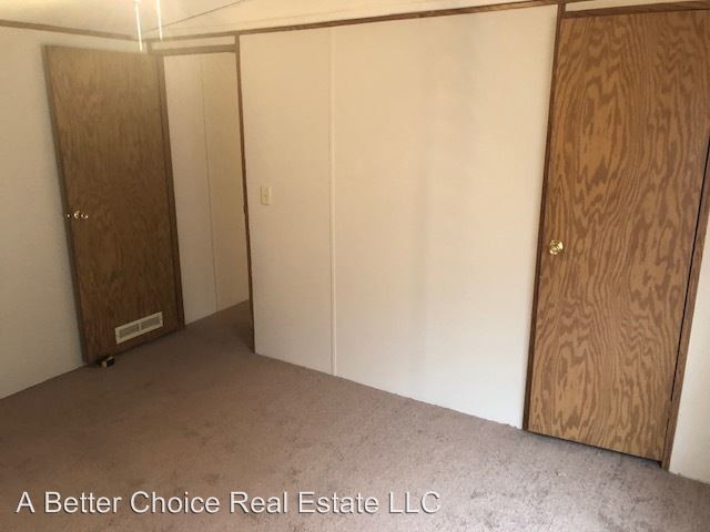 Foto del edificio - 2364 Lakeside Dr