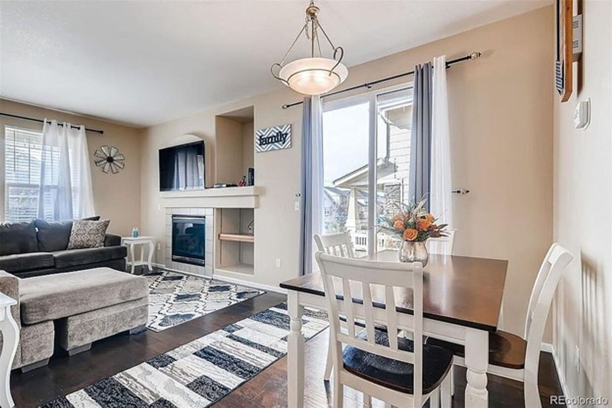 Stunning 3 bed 2.5 ba home for rent at Murphy Creek neighborhood Aurora CO 80018 - Stunning 3 bed 2.5 ba home for rent at Mur...