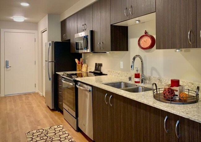 Foto del interior - CityScape: Leasing Specials! Newly Renovated Premier Location in Bellevue, Rooftop Entertainment ...