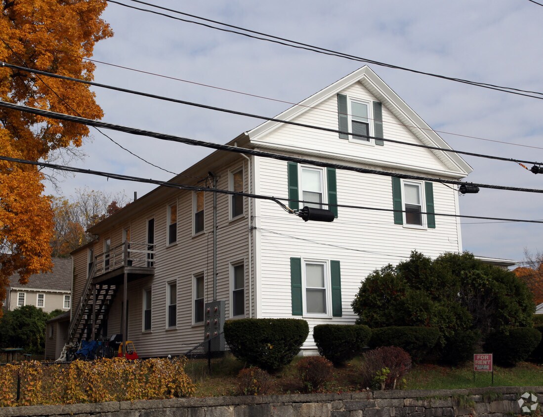 131 Pleasant St, Woburn, MA 01801 Apartments in Woburn, MA
