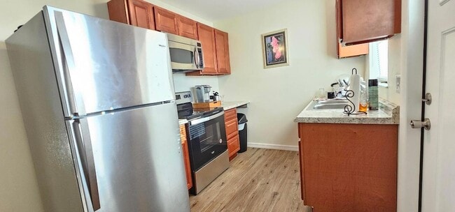 Foto del edificio - 323 Seminole Ct