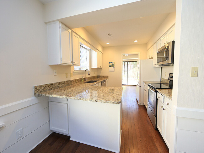 Foto del edificio - 3 Bedroom, One Level Townhome in North Bend!