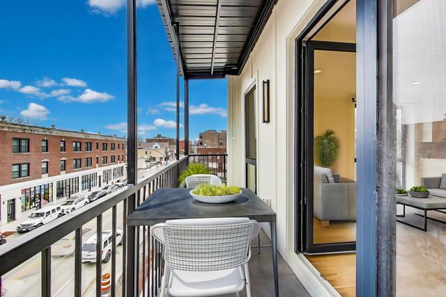 Foto del edificio - 5019 N Lincoln Ave