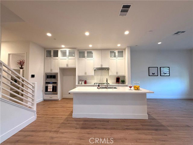 Foto del edificio - 273 Novel