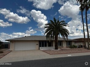 Building Photo - 9338 W Glen Oaks Cir N