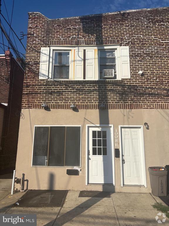 Building Photo - 1008 Clifton Ave