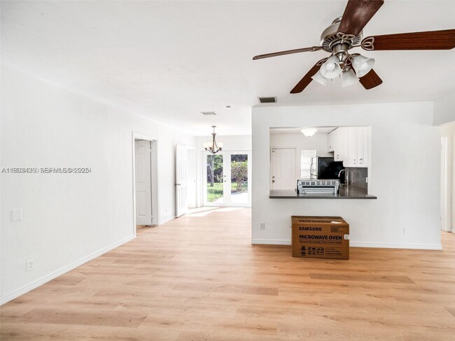 Building Photo - 1240 NW 7th Ave