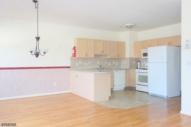 Foto del edificio - 291 Falcon Ridge Way S