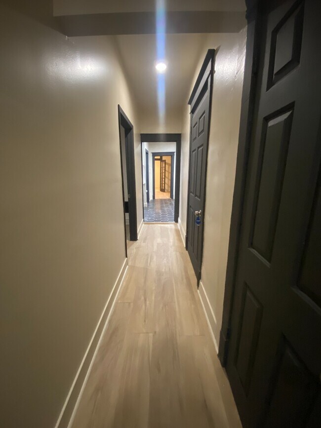 Foto del edificio - 2037 Maury Ave