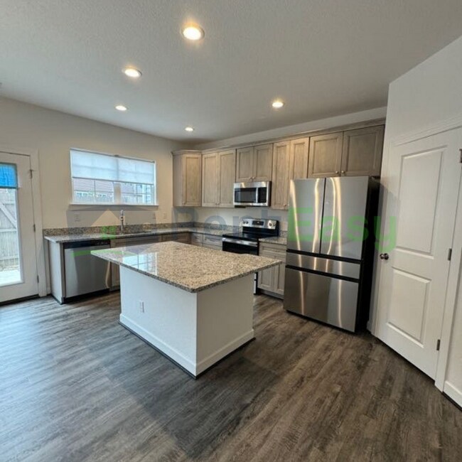 Foto del edificio - 2414 Trafton Pl