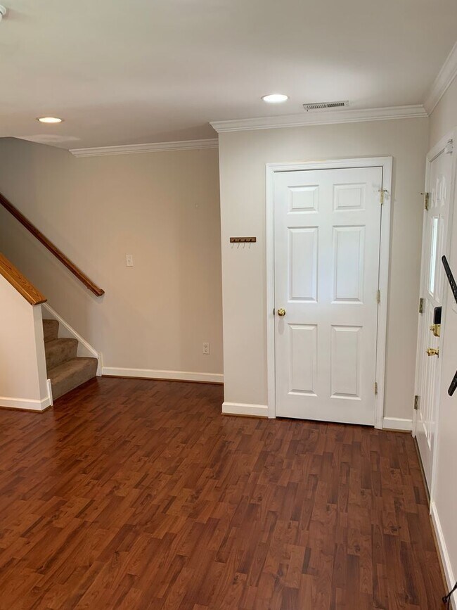 Foto del edificio - 1400 N 33rd St