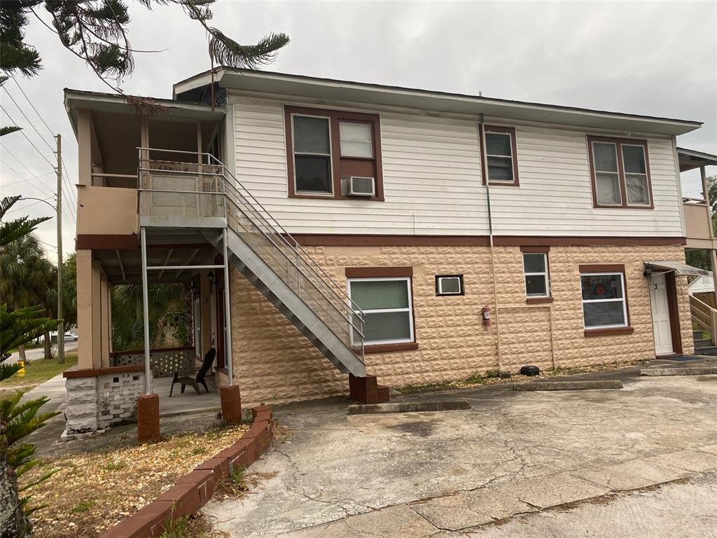 Foto principal - 610 14th St N